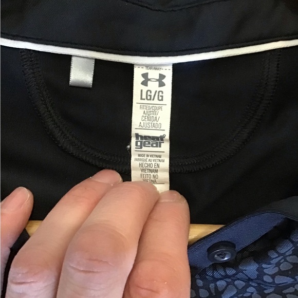Under Armour Short Sleeve Shirt - Picture 5 of 5